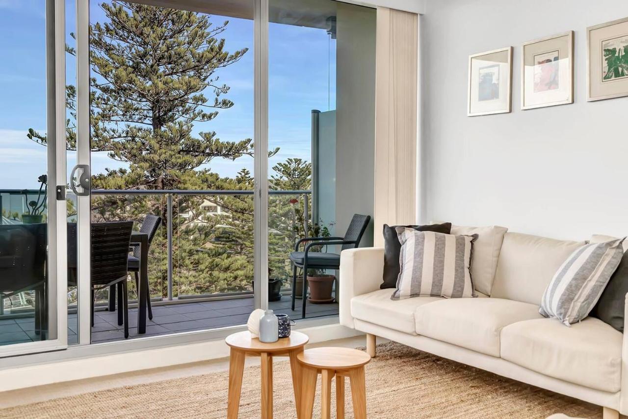 Waterfront Resort-Style Living At Glenelg Beach アデレード エクステリア 写真